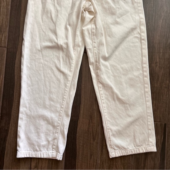 Anthropologie Pilcro Jenna Mid-Rise Relaxed Jeans in White Sz S - Picture 5 of 9